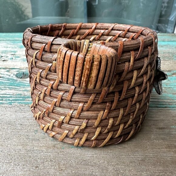 Woven Basket 3.25" Bottle Cradle Cork Holder 5 Cocktail Forks Seashells Beachy - Picture 3 of 12